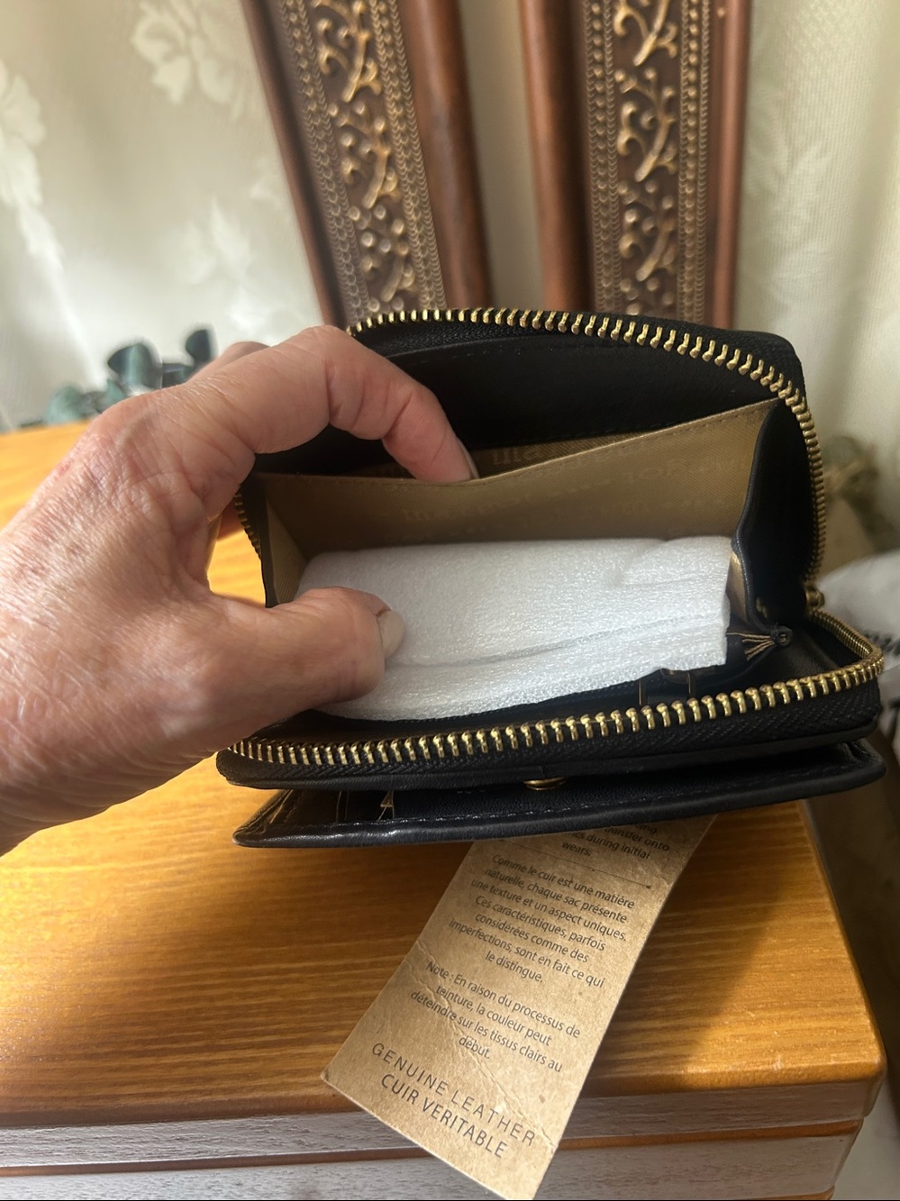 Margo Black Leather Zip Wallet - Picture 4 of 6